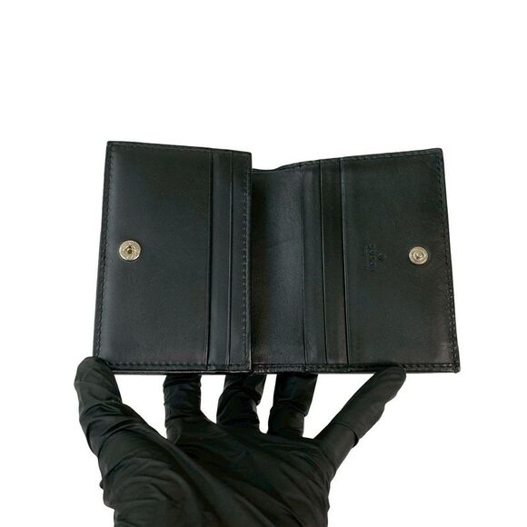 Gucci GG Logo Leather Wallet - Picture 9 of 10